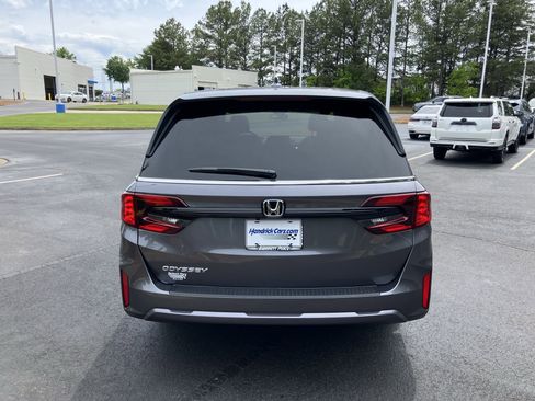 Used 2026 Honda Odyssey EX-L image 9