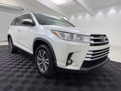 Used 2019 Toyota Highlander XLE
