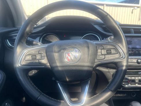Used 2023 Buick Encore GX Essence w/ Experience Buick Package FWD image 9
