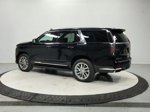 Used 2023 Cadillac Escalade Premium Luxury w/ LPO, Radiant Package AWD/4WD image 6