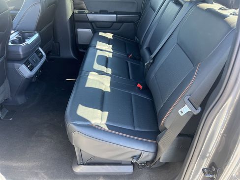 Used 2024 Ford F150 Lariat w/ FX4 Off-Road Package image 27