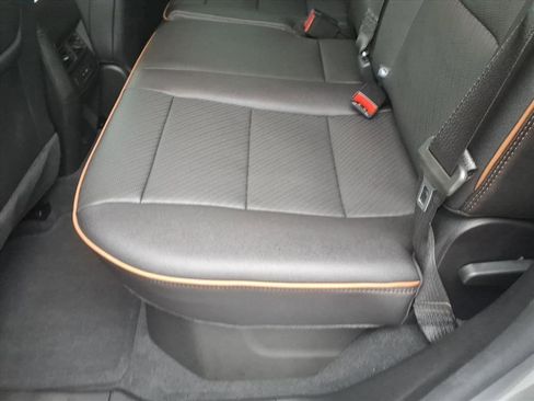 Used 2023 GMC Canyon AT4 w/ AT4 Premium Package image 20