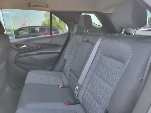 Used 2022 Chevrolet Equinox LT image 11