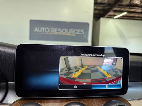 Used 2019 Mercedes-Benz C 300 Sedan image 39