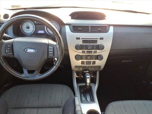 Used 2011 Ford Focus SE w/ 201A Rapid Spec Order Code image 7