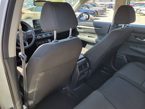 Used 2024 Honda CR-V LX image 12