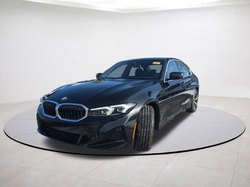 Used 2024 BMW 330i xDrive Sedan w/ Convenience Package image 3