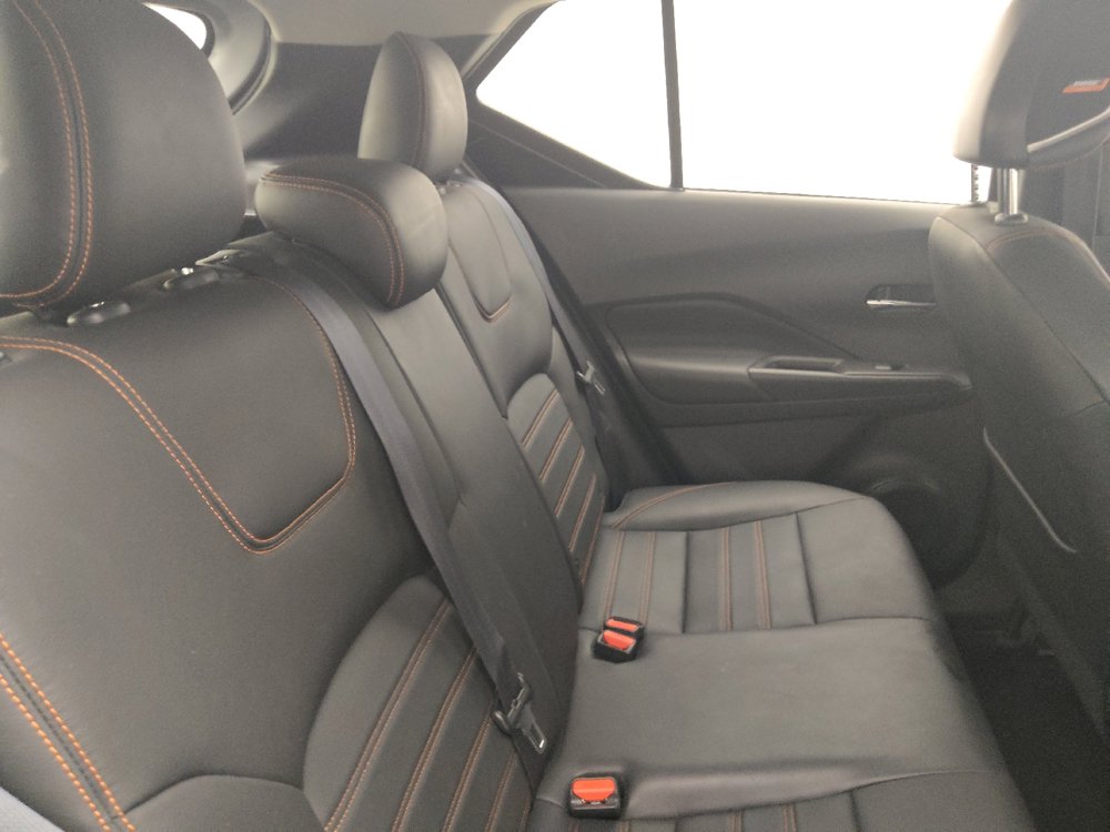 Used 2019 Nissan Kicks SR w/ SR Premium Package FWD image 19