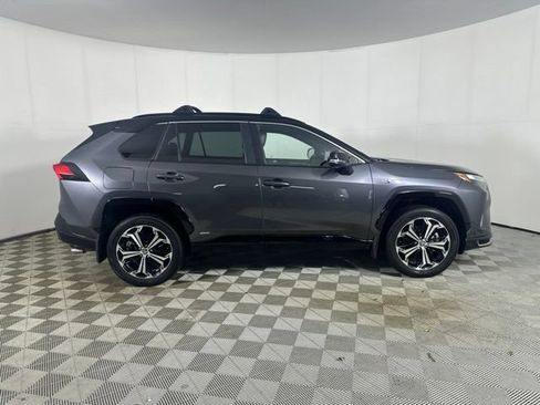 Used 2023 Toyota RAV4 XSE AWD/4WD image 8