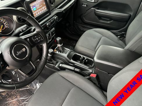 Used 2018 Jeep Wrangler Unlimited Sport S image 10