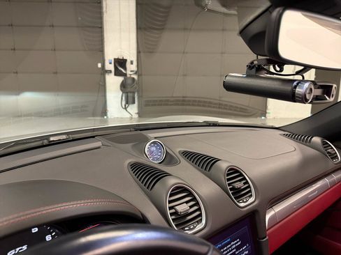 Used 2018 Porsche 718 Boxster GTS RWD image 18