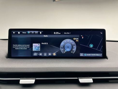 Used 2023 Genesis GV70 2.5T Select w/ Select Package image 15