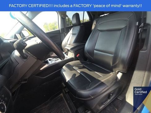 Used 2022 Ford Explorer XLT w/ Equipment Group 202A AWD/4WD image 31