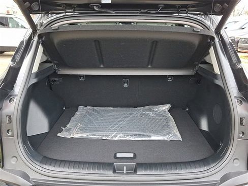 Certified 2025 Kia Seltos SX w/ SX Sunroof Package image 29