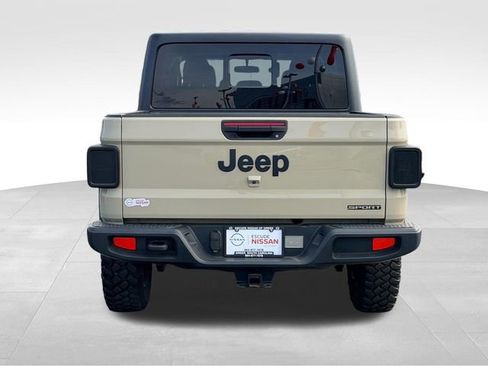 Used 2020 Jeep Gladiator Sport w/ Trailer Tow Package image 4