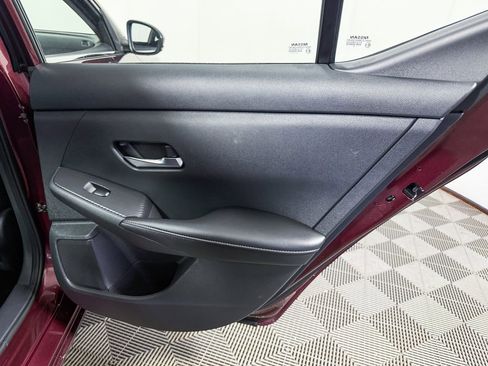 Certified 2020 Nissan Sentra SV FWD image 38