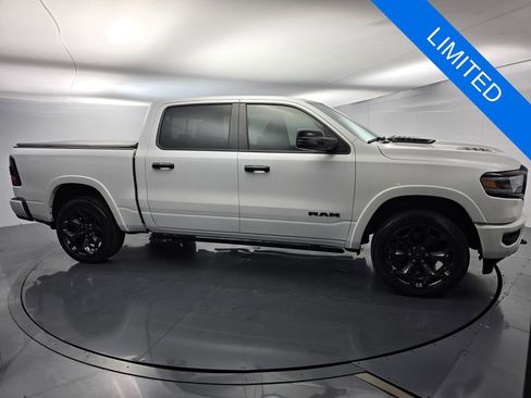 Used 2023 RAM 1500 Limited AWD/4WD image 3