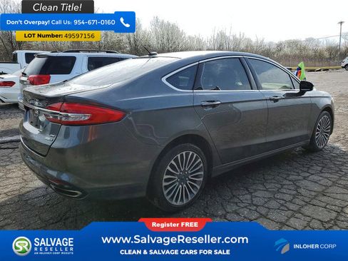 Used 2017 Ford Fusion SE w/ Fusion SE Technology Package image 4