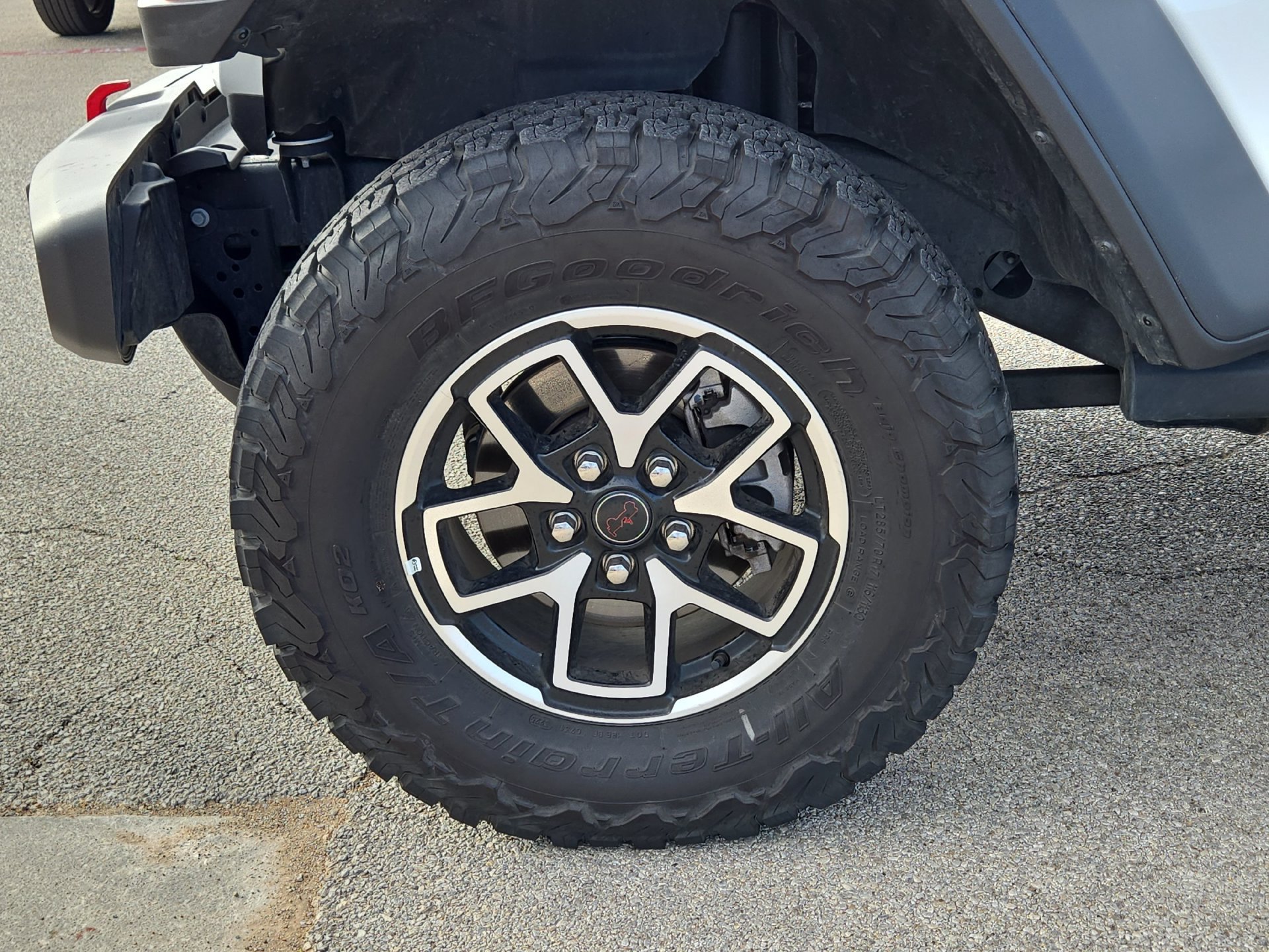 Used 2026 Jeep Wrangler Unlimited Rubicon AWD/4WD image 11