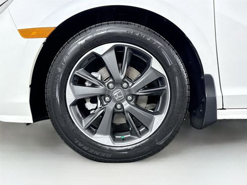 Used 2024 Honda Odyssey Elite image 45