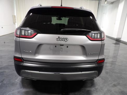 Used 2020 Jeep Cherokee Limited AWD/4WD image 5