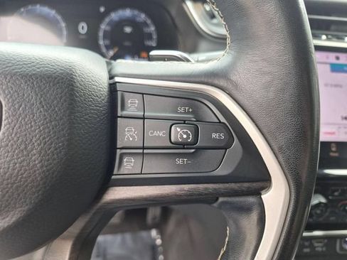 Used 2022 Jeep Grand Cherokee L Limited AWD/4WD image 20