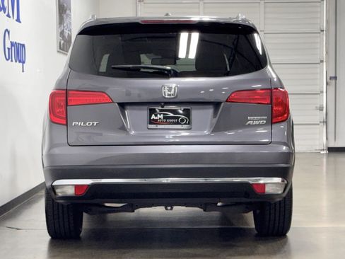 Used 2017 Honda Pilot Touring image 5