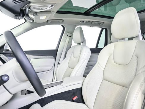 Certified 2022 Volvo XC90 T6 Inscription AWD/4WD image 7