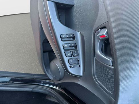 Used 2019 Hyundai Kona SEL w/ SEL Tech Package 02 image 18