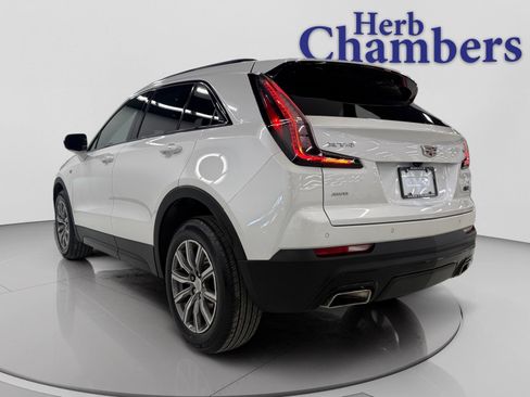 Used 2023 Cadillac XT4 Sport image 3