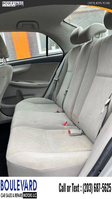 Used 2013 Toyota Corolla L FWD image 15