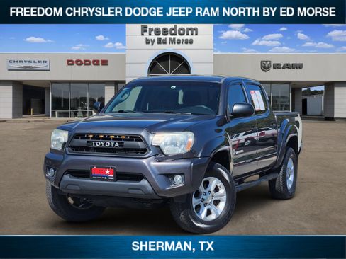 Used 2015 Toyota Tacoma PreRunner w/ SR5 Package RWD image 1