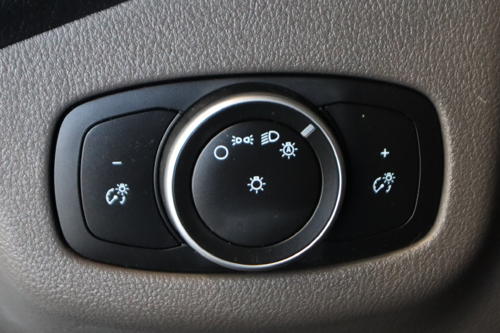 Used 2020 Ford Transit Connect XL FWD image 20