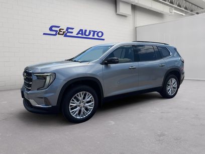 Used 2025 GMC Acadia Elevation w/ Elevation Premium Package