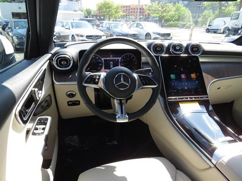 Used 2026 Mercedes-Benz GLC 300 4MATIC image 10