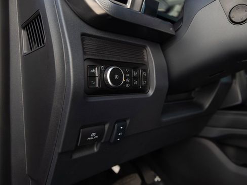 Used 2026 Ford F350 Platinum image 39