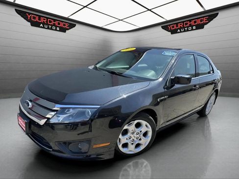 Used 2010 Ford Fusion SE image 1