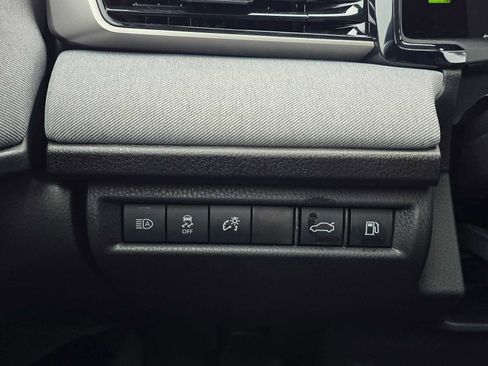 Certified 2025 Toyota Camry LE image 30