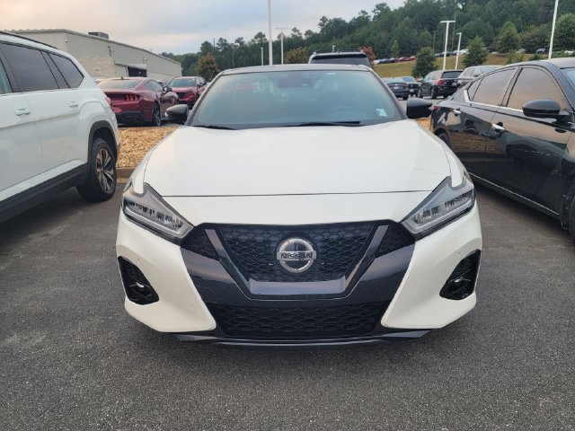 Used 2021 Nissan Maxima SR w/ Sport Mat Group FWD image 2