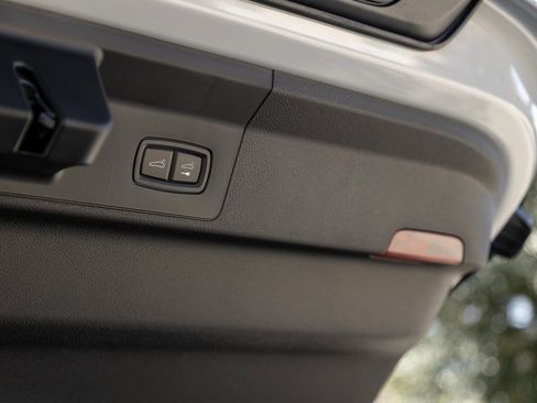 New 2026 Porsche Panamera 4 image 30