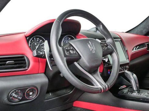 Used 2022 Maserati Levante Modena AWD/4WD image 25