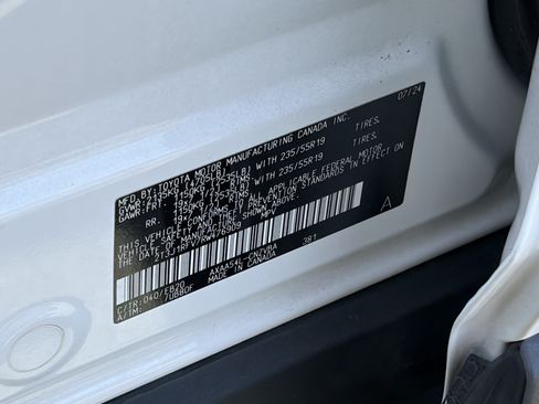 Used 2024 Toyota RAV4 Adventure AWD/4WD image 9