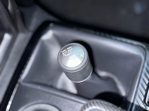 Used 2021 Toyota 4Runner Venture w/ Moonroof Package image 39