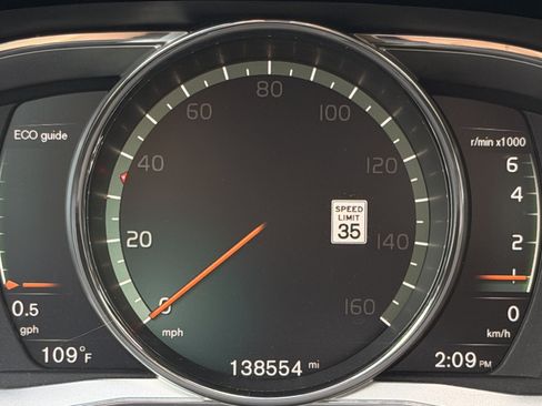 Used 2017 Volvo S60 T5 Inscription Platinum FWD image 22