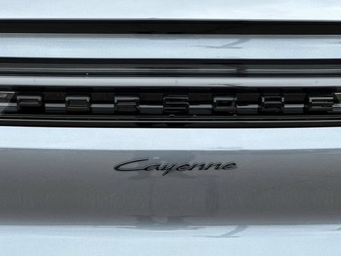New 2026 Porsche Cayenne Coupe AWD/4WD image 40