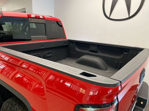 Used 2018 GMC Sierra 1500 SLT w/ SLT Premium Package AWD/4WD image 21