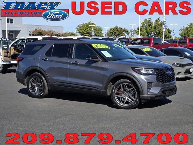 Certified 2025 Ford Explorer ST-Line w/ Premium Package AWD/4WD image 1