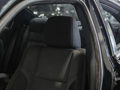 Used 2017 Dodge Charger R/T RWD image 31