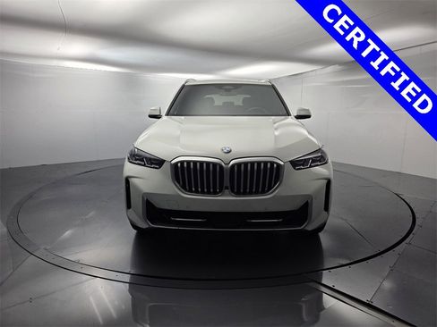 Certified 2024 BMW X5 xDrive40i image 2