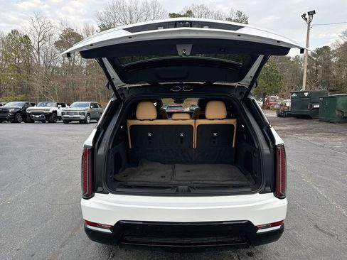 Used 2025 Cadillac Escalade IQ Sport 2 AWD/4WD image 33